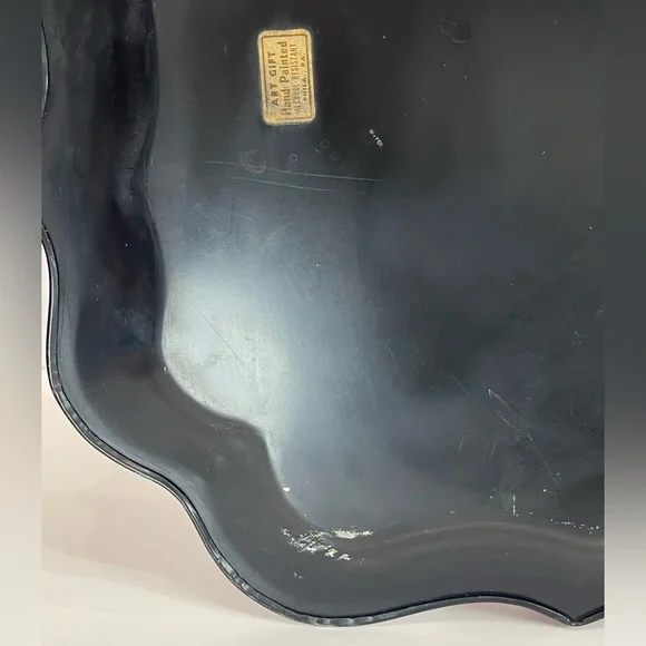 Vintage red metal hand painted toleware serving tray - Picture 11 of 16